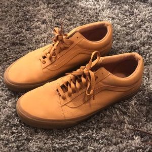Size 12 men’s vans skate shoes